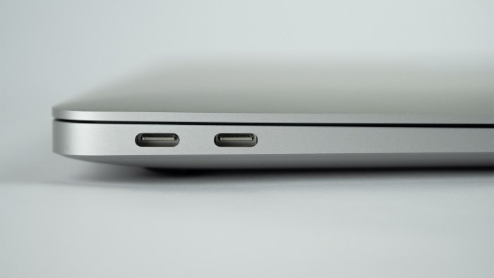 MacBook Air M1 в тонком корпусе