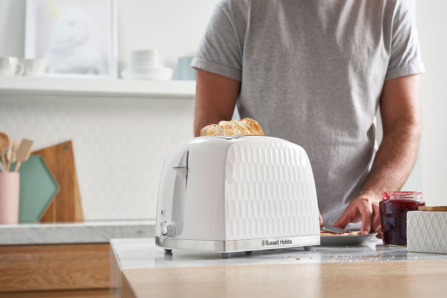 Russell Hobbs HoneyComb 26060-56 röster valge