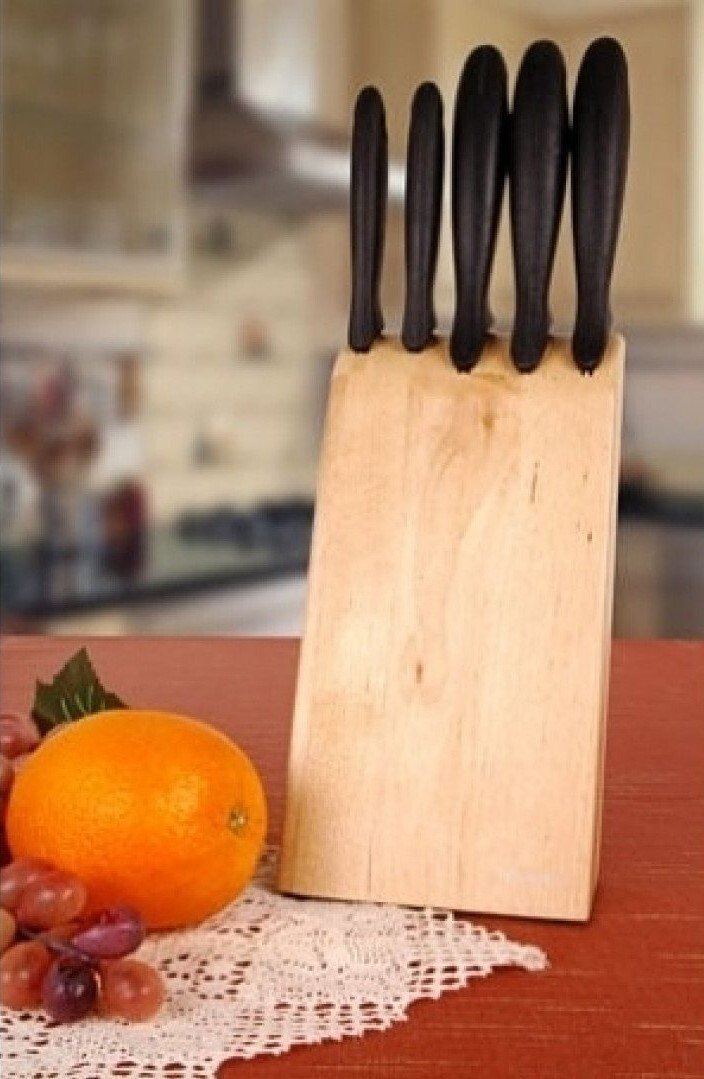 Набор ножей в деревянном блоке Fiskars Essential, 5шт (1023782) фото 