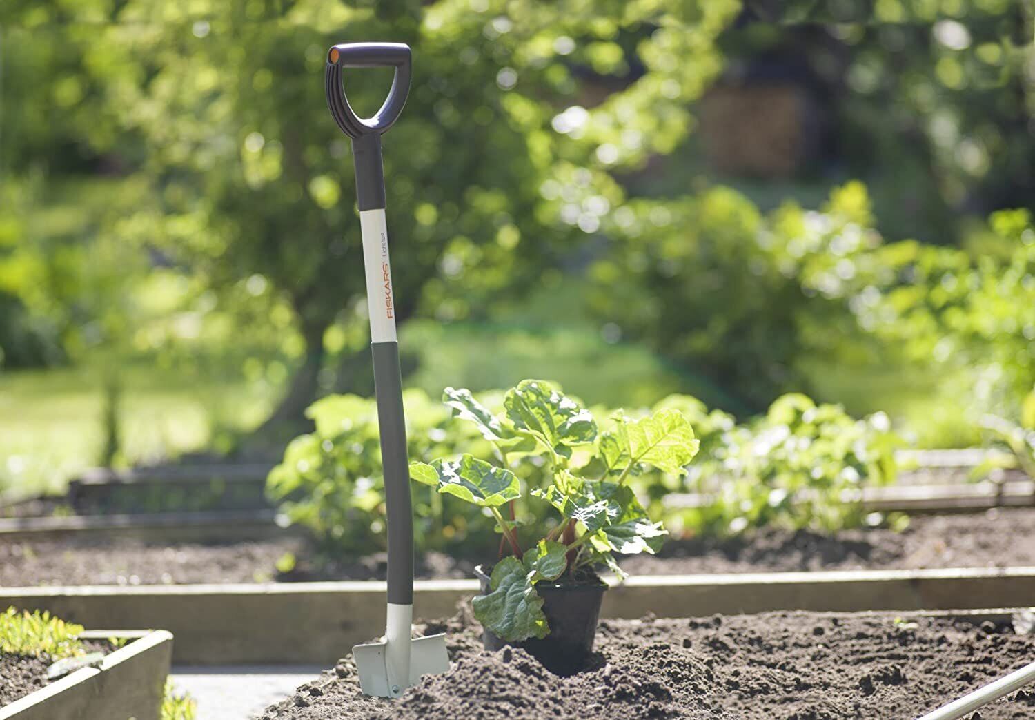 Лопата садовая с закругленным лезвием облегченная Fiskars White, 105 см, 1220г фото 