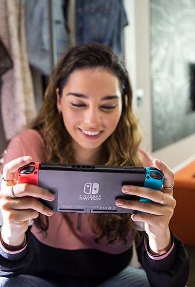 Ігрова консоль Nintendo Switch (неоновий червоний/неоновий синій)фото