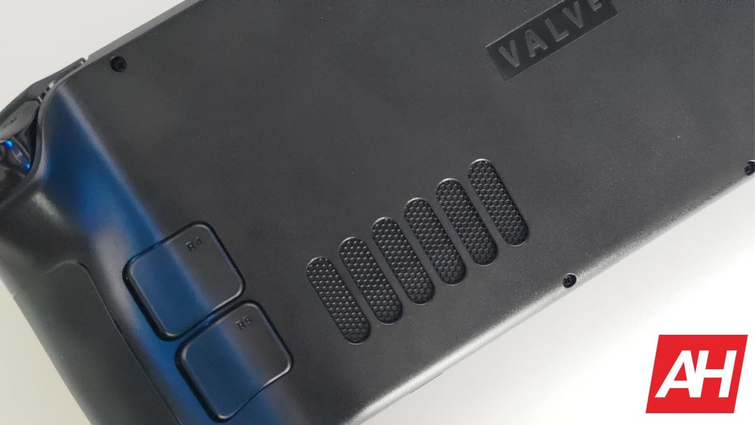 Ігрова консоль Valve STEAM DECK 256GBфото