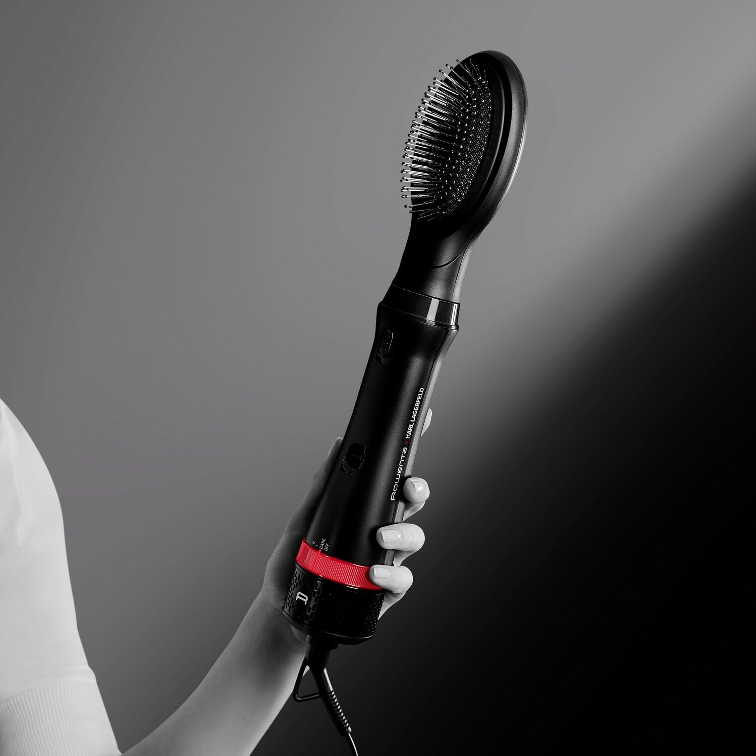 Фен-щетка Rowenta x KARL LAGERFELD Express Style CF635LF0 – купить в ...