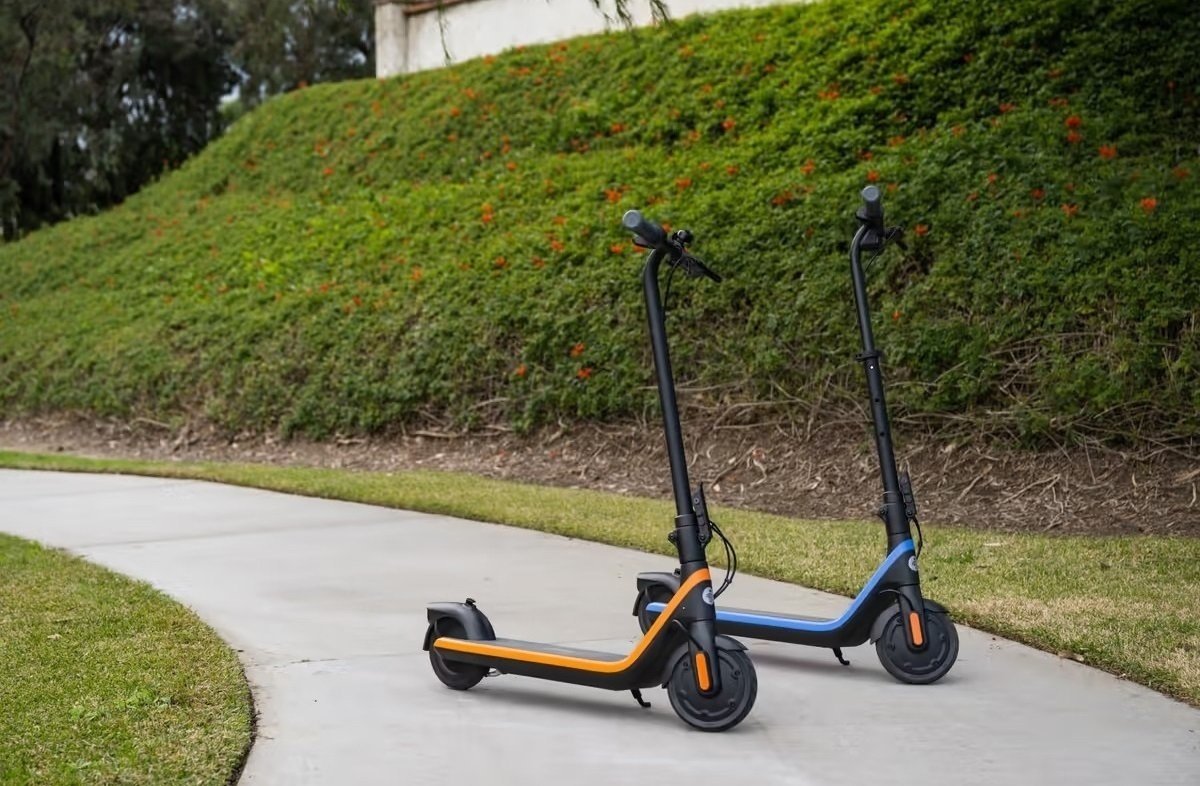 Електросамокат Segway-Ninebot C2 PRO E, Blueфото18