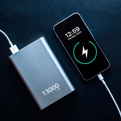 Powerbank на 4*18650 - внешняя жирная зарядка