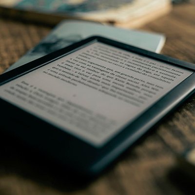 Як завантажувати книги в електронну книгу: 4 дієвих прийоми