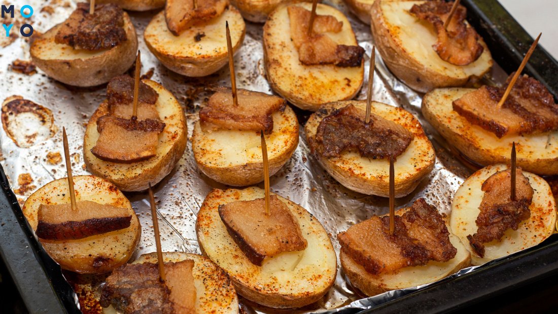 картофель с салом в духовке