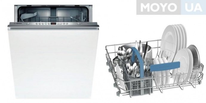Посудомоечная машина BOSCH SMV 53L30 и поддон с посудой