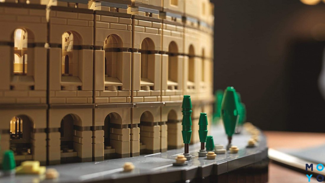 LEGO «Колизей»