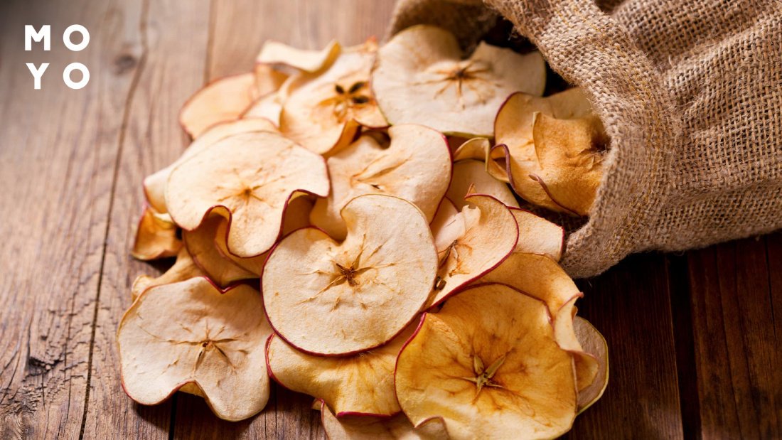 яблучні чипси в мікрохвильовій печі за 5 хвилин