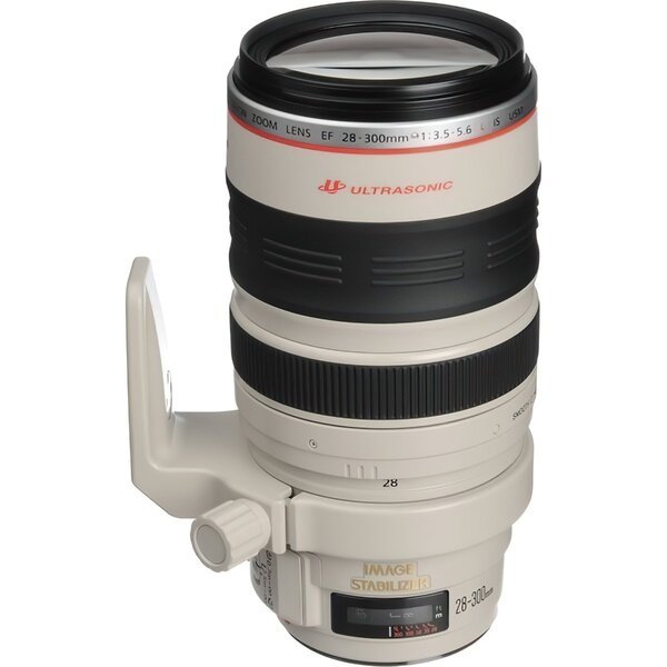 Акция на Объектив Canon EF 28-300 mm f/3.5-5.6 L IS USM (9322A006) от MOYO