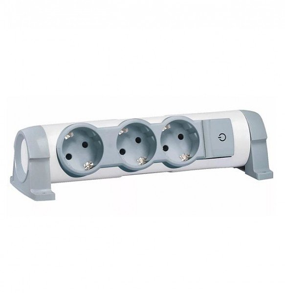 

Розеточный блок Legrand 3XSchuko комфорт