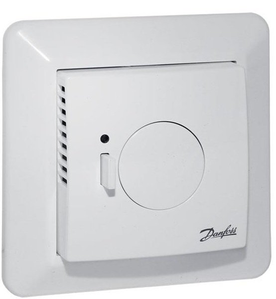 

Умный терморегулятор Danfoss Link FT, механический, макс. 16A (088L1905)