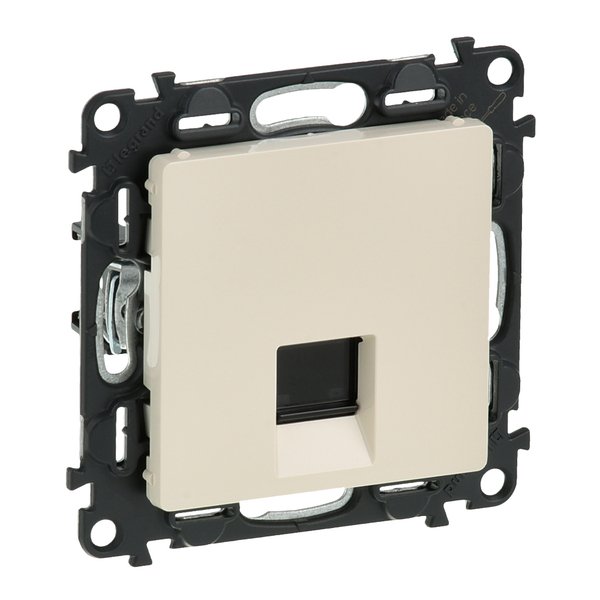 

Розетка RJ45 Кат.6 UTP Valena LIFE Legrand, Слоновая кость