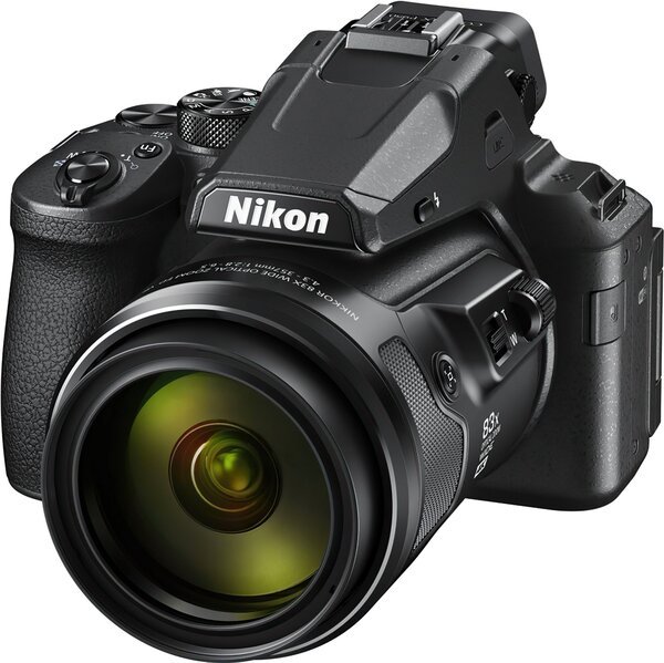 Акція на Фотоаппарат NIKON Coolpix P950 Black (VQA100EA) від MOYO