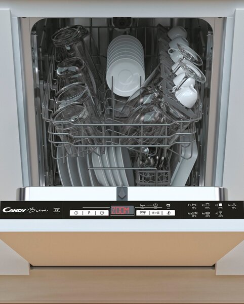 Акція на Встраиваемая посудомоечная машина Candy CDIH1D952 від MOYO