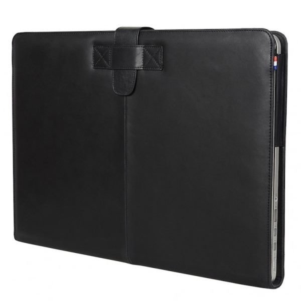 

Чехол Decoded Slim Cover for MacBook Air 13" черный