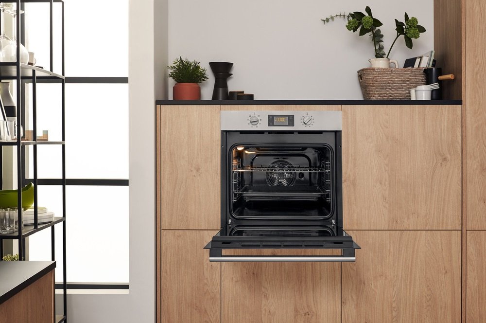 Духовка Hotpoint FA3841HIXHA – купить в Киеве | цена и отзывы в MOYO
